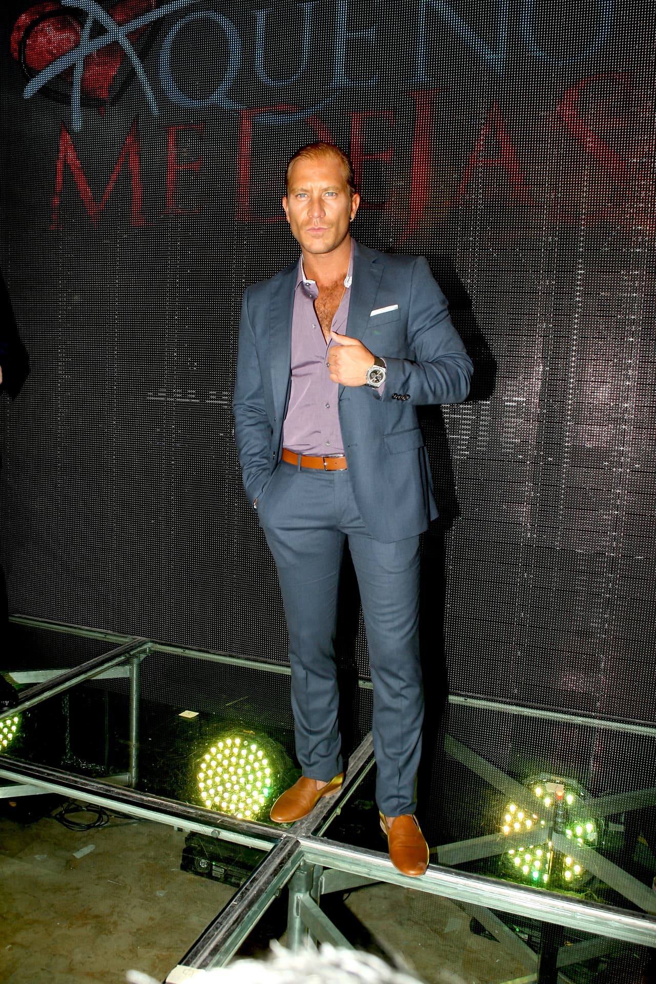 El actor confesó con la cámara del programa '
<b><a href="http://www.univision.com/shows/hoy">Hoy</a></b>' que desde su ruptura con 
<b><a href="http://www.univision.com/temas/livia-brito">Livia</a></b> no había tenido comunicación con ella, por lo que al parecer la expareja no finalizó de manera cordial la relación.