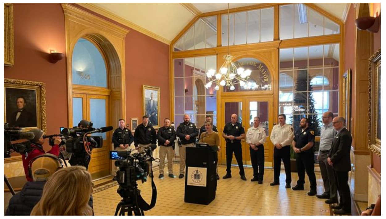 La alcaldesa de Salt Lake City anuncia estrategia para disminuir accidentes mortales en carreteras