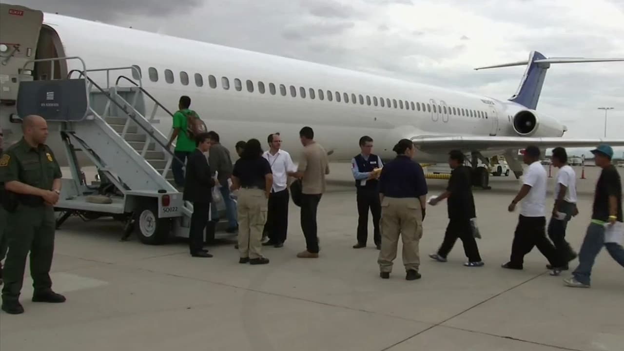 Administración Trump habría destinado $410 millones para enviar a migrantes a terceros países