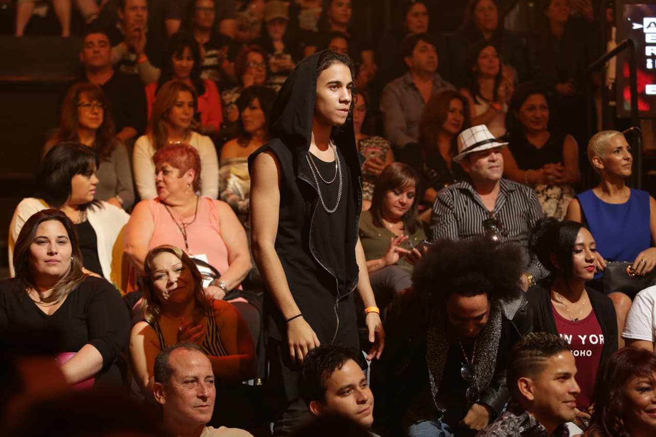La semifinal de La Banda no estuvo apta para cardíacos. Johann se fue, Laura lloró y los Storm Troopers metieron más miedo que los jueces. Reik y Luis Coronel fueron los inviitados de la noche. Y conocimos al cuarto juez.