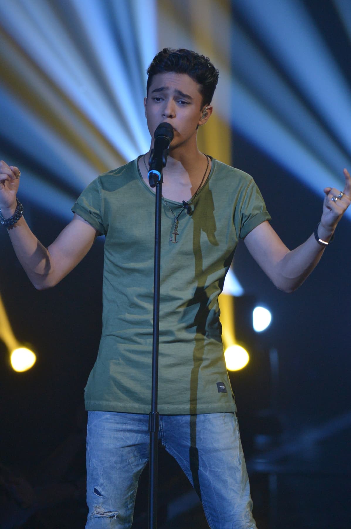 La semifinal de La Banda no estuvo apta para cardíacos. Johann se fue, Laura lloró y los Storm Troopers metieron más miedo que los jueces. Reik y Luis Coronel fueron los inviitados de la noche. Y conocimos al cuarto juez.