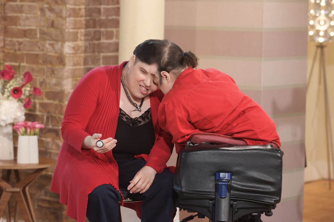 Lori y George Schappell fueron los gemelos siameses más longevos del mundo.