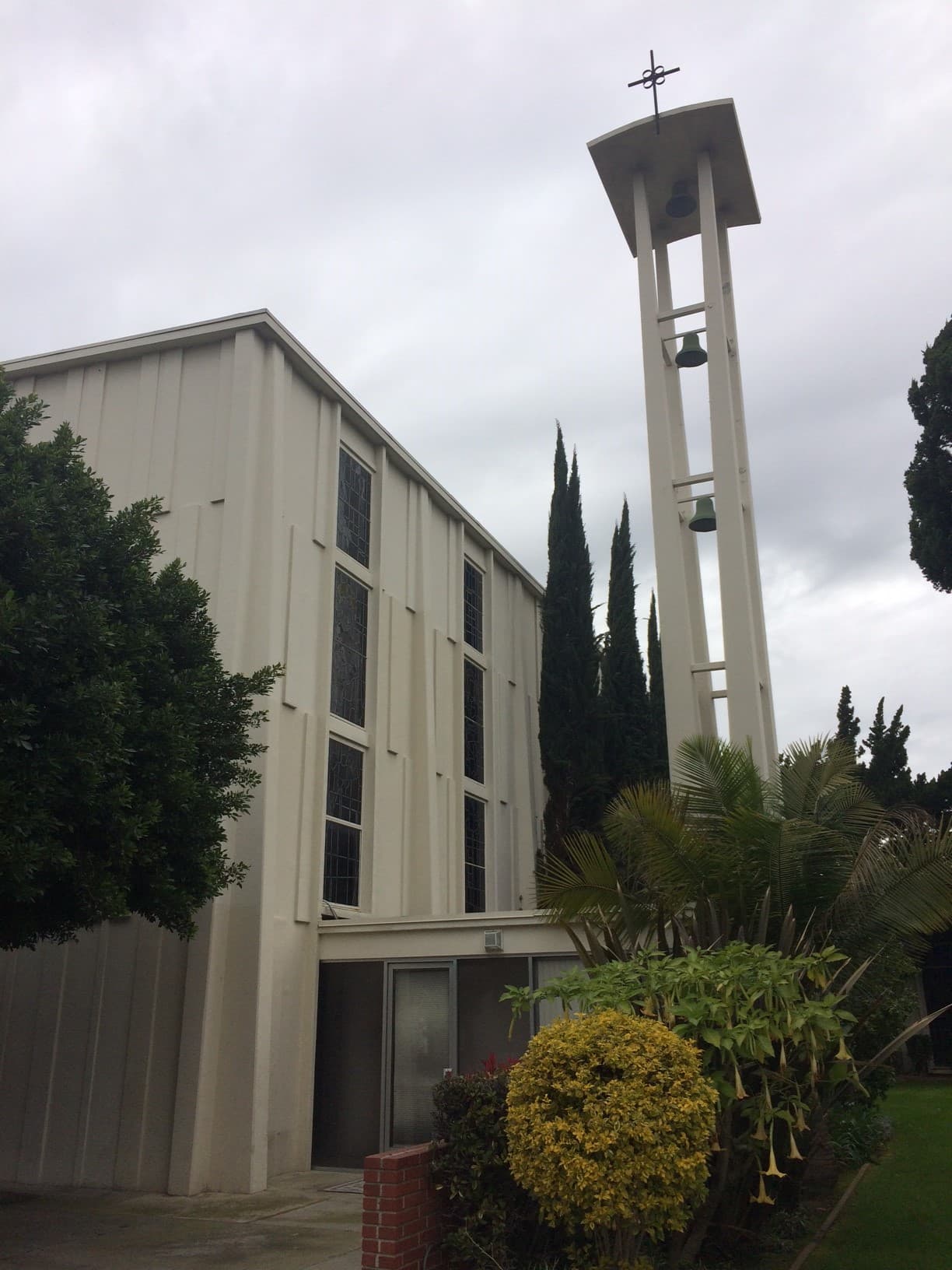 La iglesia católica St. Christopher en West Covina fue víctima de vandalismo el sábado 25 de febrero.