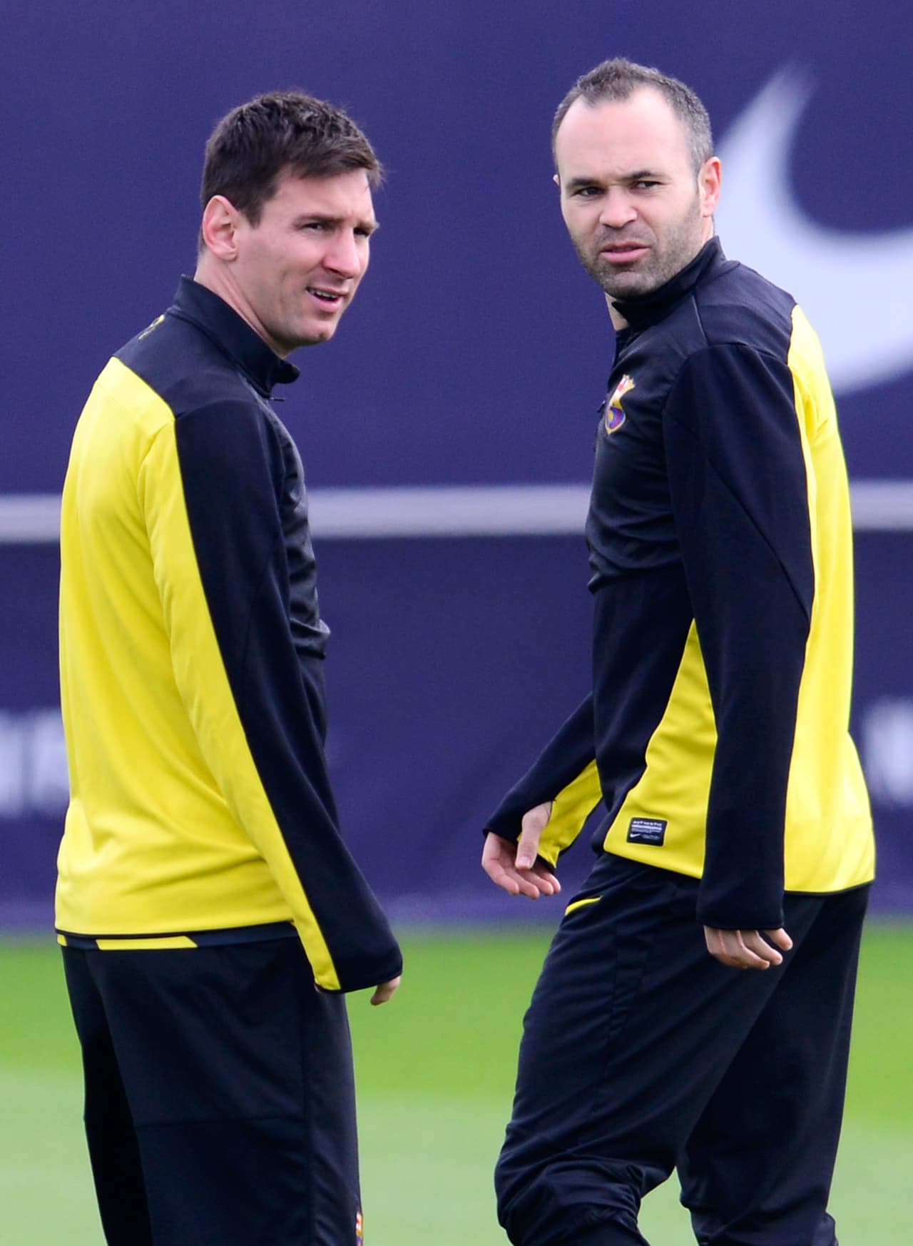 Iniesta confía en que Messi juegue el clásico como titular