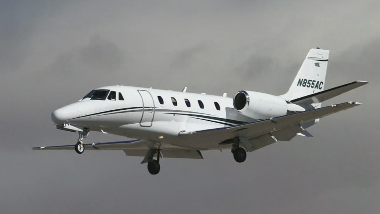 Un jet privado fuera de control, una explosión sónica y un mortal accidente aéreo: lo que se sabe del incidente en DC