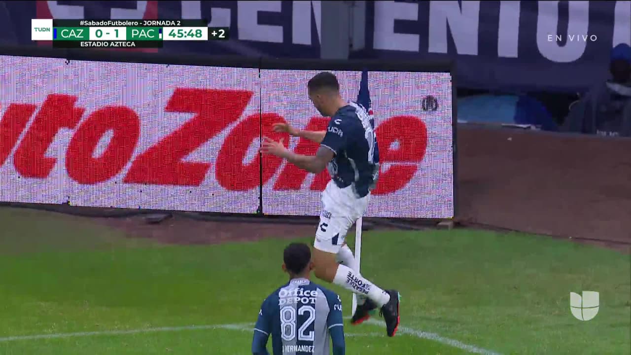 ¡GOL!  anota para Pachuca. Luis Chávez