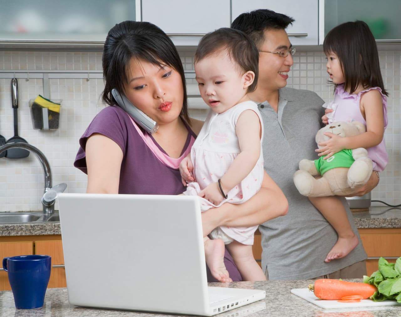 La tecnología se ha vuelto parte importante de la vida, pero también ha abierto grandes brechas entre los miembros de la familia.