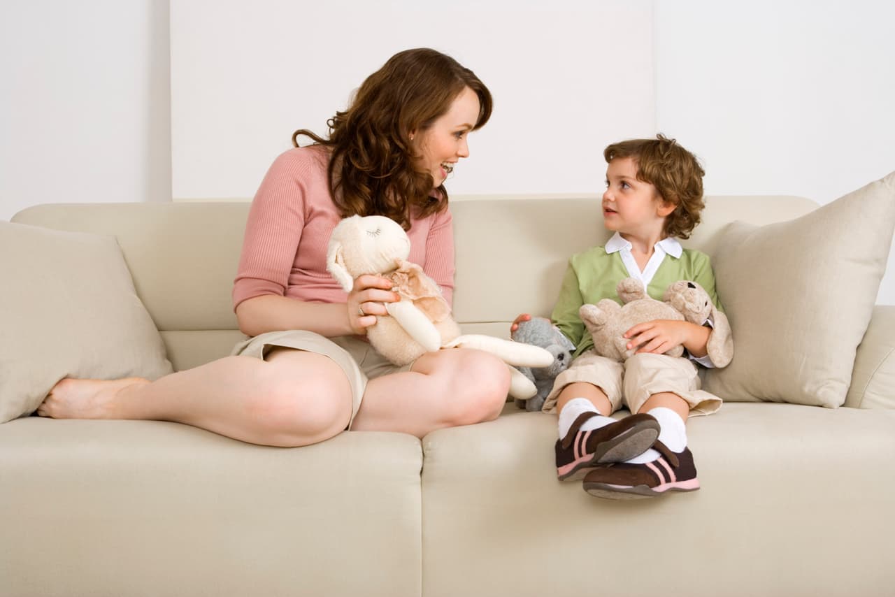 1. Entusiasmo. No importa cuánto les escribas o leas sobre su cultura, nada se compara con escuchar en persona las historias magníficas y los recuerdos que los padres tengan sobre sus abuelos o bisabuelos.