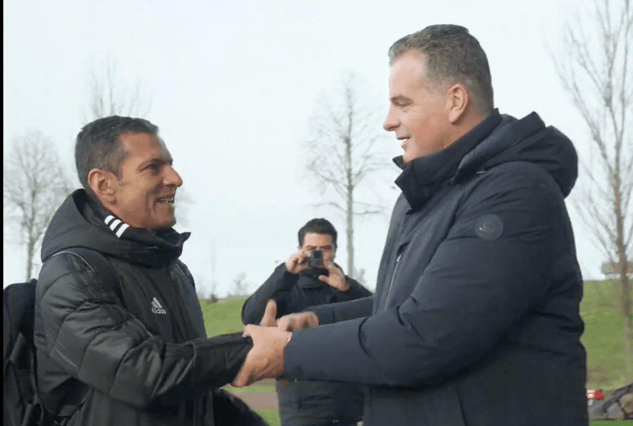 Lozano sobre Santi Giménez: "Es un jugador sorprendente"