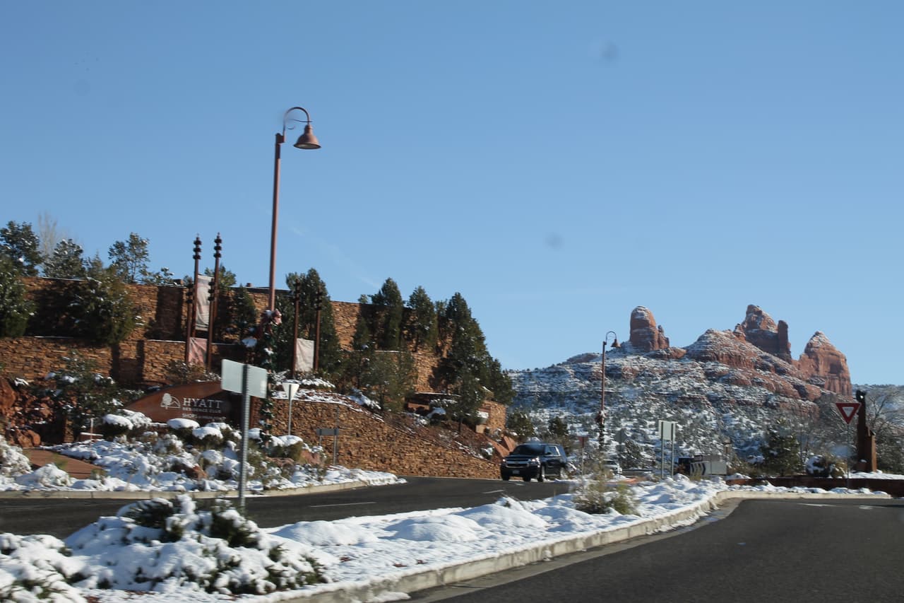 La temperatura de Sedona en invierno esta entre los 30 y 48 grados Farenheit.