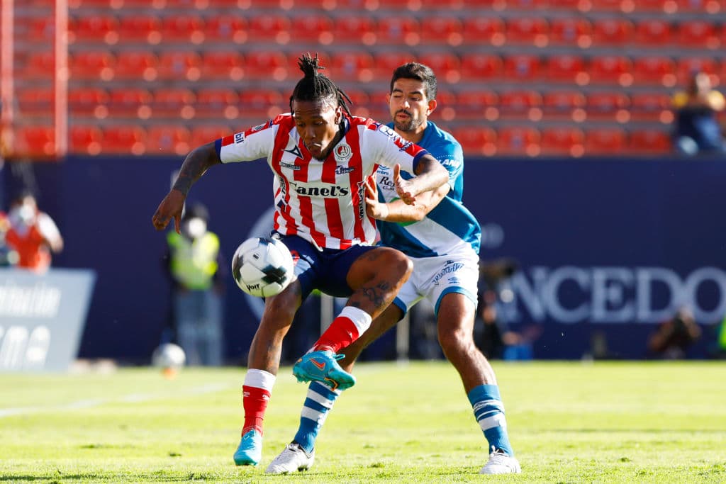 En un final dramático, el Atlético de San Luis venció por 2-1 al Puebla, partido válido por la Jornada 10 del Torneo Grita México Clausura 2022, y dejó sin invicto al equipo de Nicolás Larcamón.
<br>