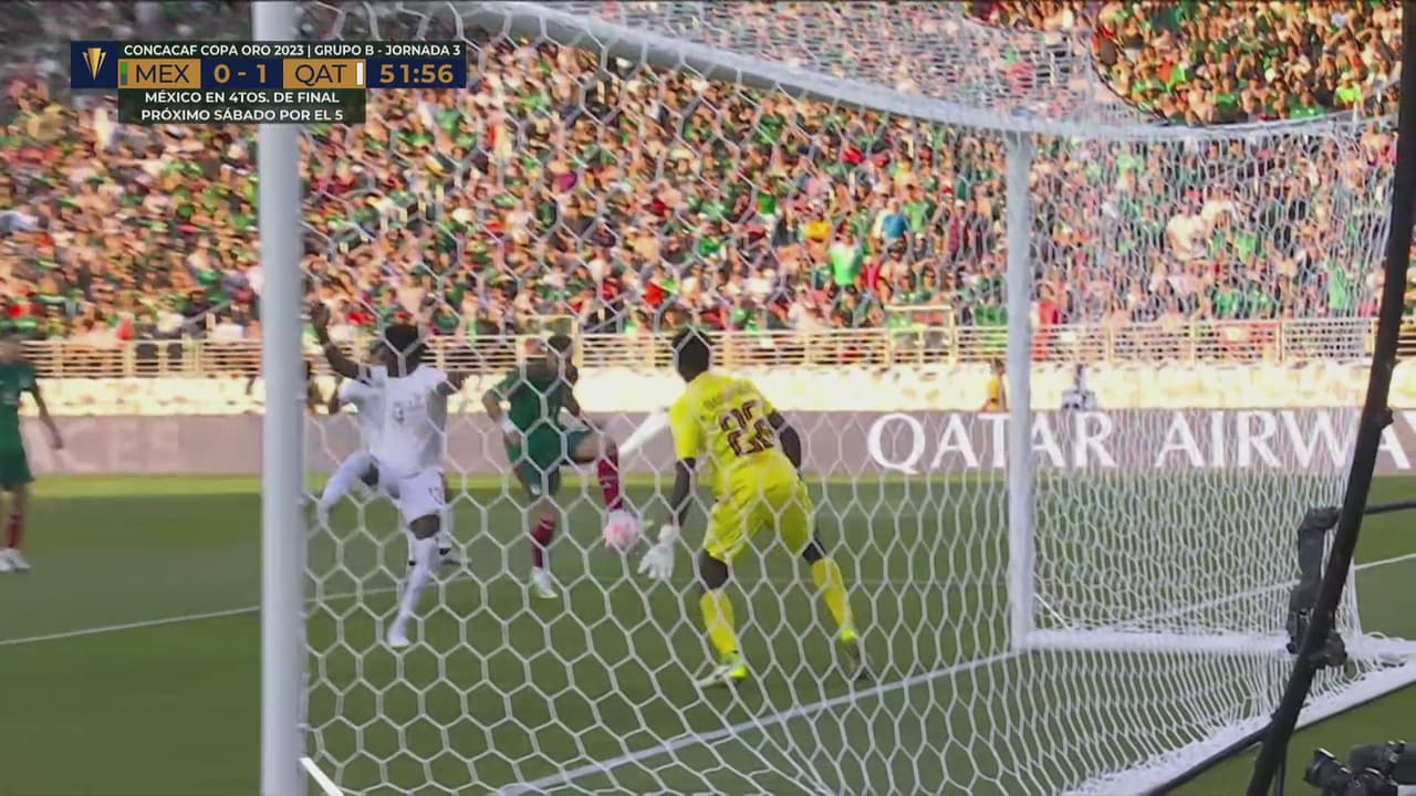 ¡No se puede creer! Santi y Edson se pierden dos clarísimas de gol