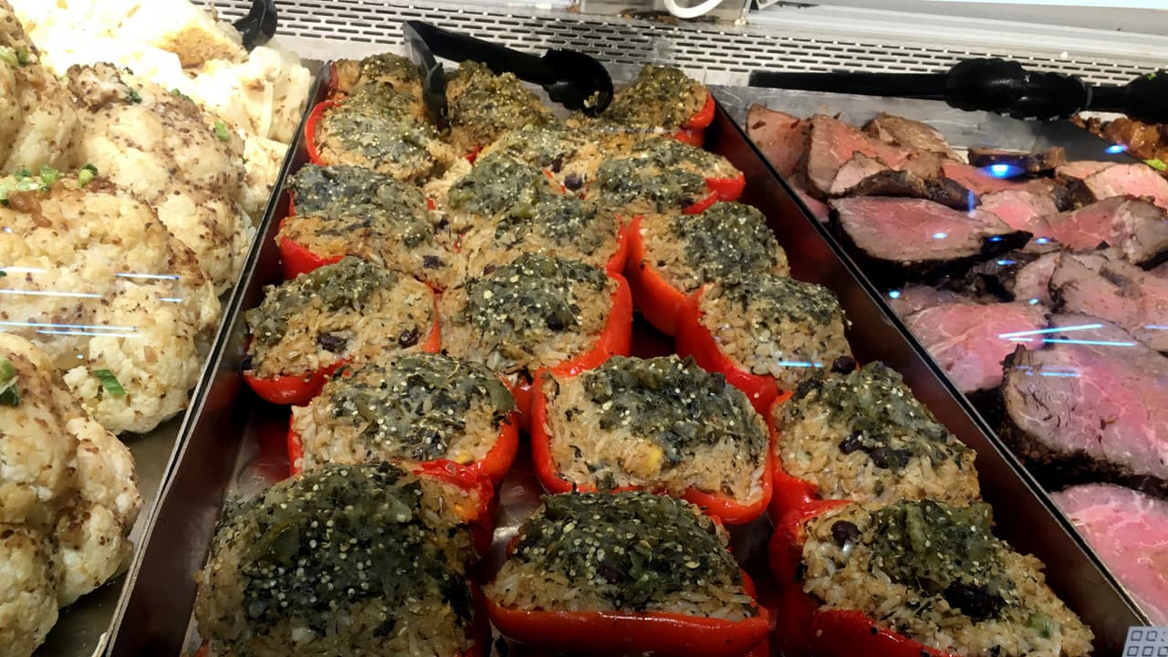 Los casos de coronavirus aumentan en Florida y los expertos ven con preocupación las celebraciones de Acción de Gracias 