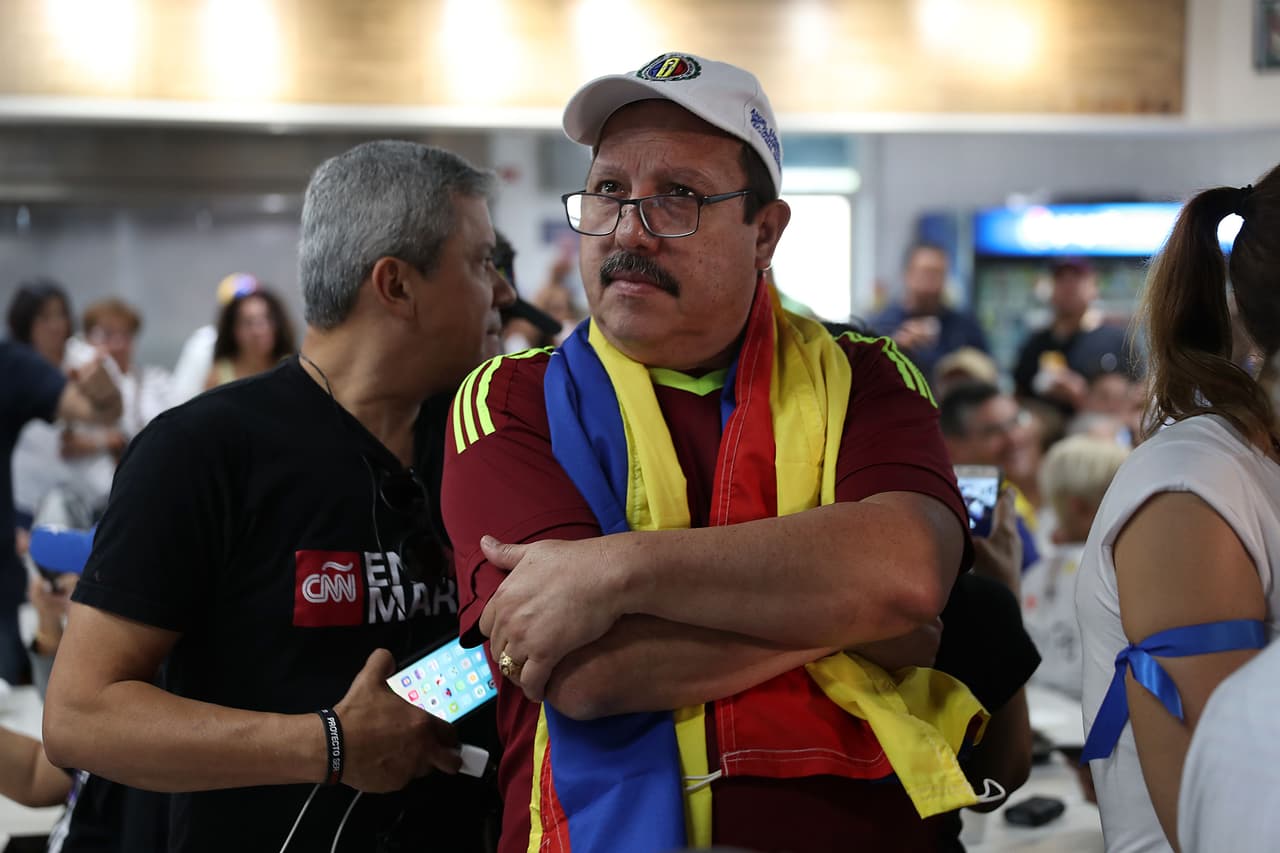 La gran comunidad de venezolanos que se encuentran en el sur de Florida esperan noticias sobre el destino de López y dónde se encuentra ahora mismo.