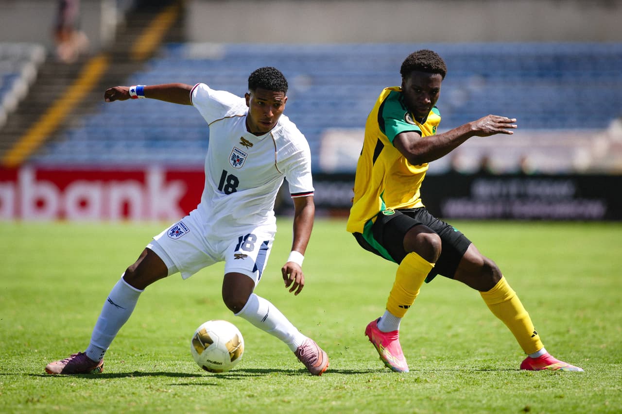 Jamaica logra empate dramático y pone en la cuerda floja a Panamá