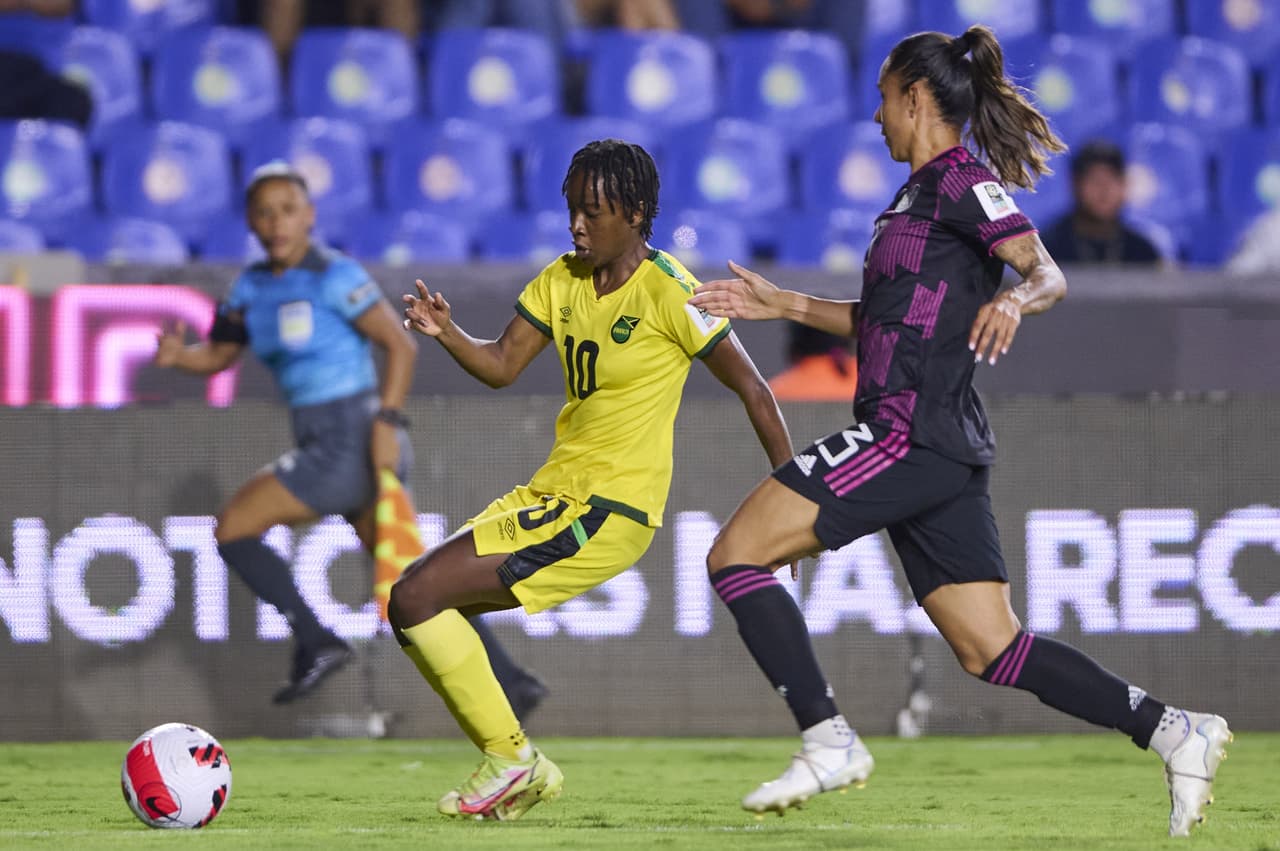México fue derrotado por Jamaica en el debut dentro del Premundial Femenil y se complica el pase a la Copa del Mundo.