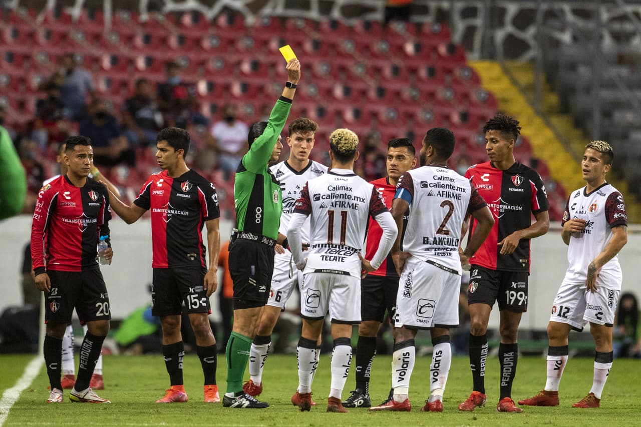 Mauro Manotas y Erick Castillo son los hombres que consiguen la victoria 0-2 de Tijuana sobre Atlas.