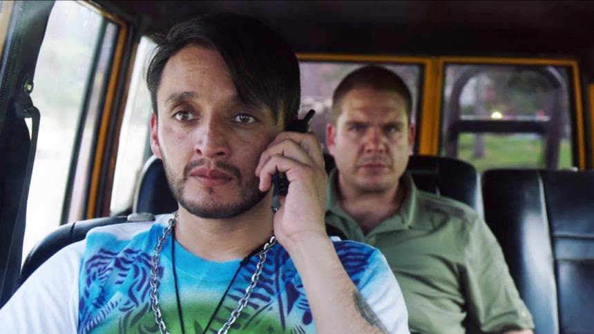 With Ismael and Toño’s help, ‘El Chapo’ blackmailed one of the Avendaño’s most trusted men in order to set up a mortal trap for Ramón on the streets of Mazatlán, Sinaloa, only days before the Carnival.