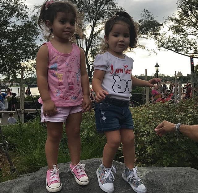 También se divirtió con algunas amiguitas, este par de princesas la pasaron muy bien juntas.