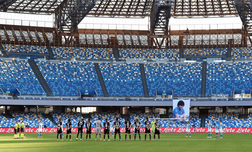 Napoli derrota al Sampdoria 2-1 con una excelente actuación del mexicano 'Chucky' Lozano. Jankto abrió el marcador a favor de la Samp al minuto 22, pero fue hasta la segunda mitad donde los de Gatusso anotaron dos goles para imponerse y llevarse la victoria en la Serie A.