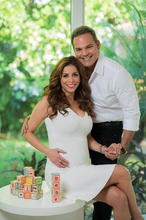 Su esposo está muy contento pues es su primer hijo varón, porque tenía dos niñas.