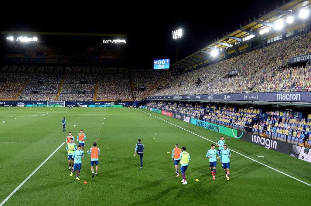 Celta de Vigo y el Levante empatan en la séptima jornada de LaLiga. Roger Martí abrió el marcador al minuto 48 para poner al Levante arriba en el marcador, pero Sergio Carreira se encarga de igualar el marcador en la segunda mitad para irse 1-1. El mexicano Nestor Araujo tuvo minutos en el campo.
