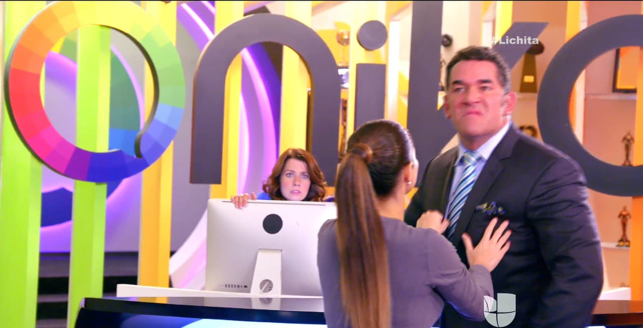 ¡Auch! Qué buen golpe te dio Elías.