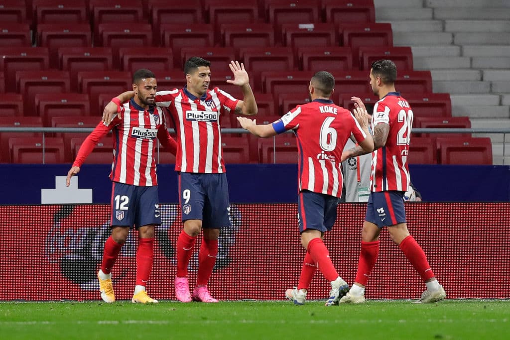 Atlético de Madrid vence al Betis en La Liga | Con goles de Llorente y Suárez, los colchoneros despacharon 2-0 a los de Pellegrini; Héctor Herrera ingresó al 46’.