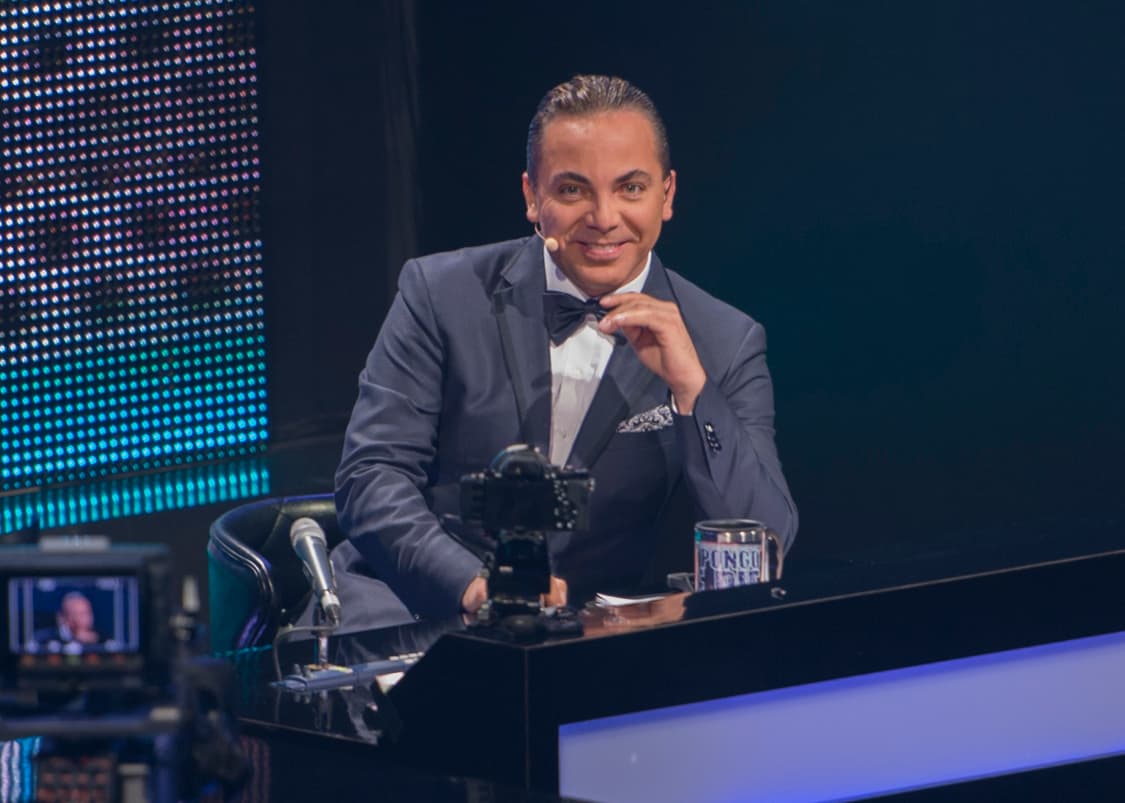 A pesar de la presión, capitanes, competidores y jueces tratan de relajarse cuando están fuera del aire, a veces se portan bien y otras tantas un poco mal, pero el chiste es pasarla bien. ¡Miren qué pasa detrás de cámaras!