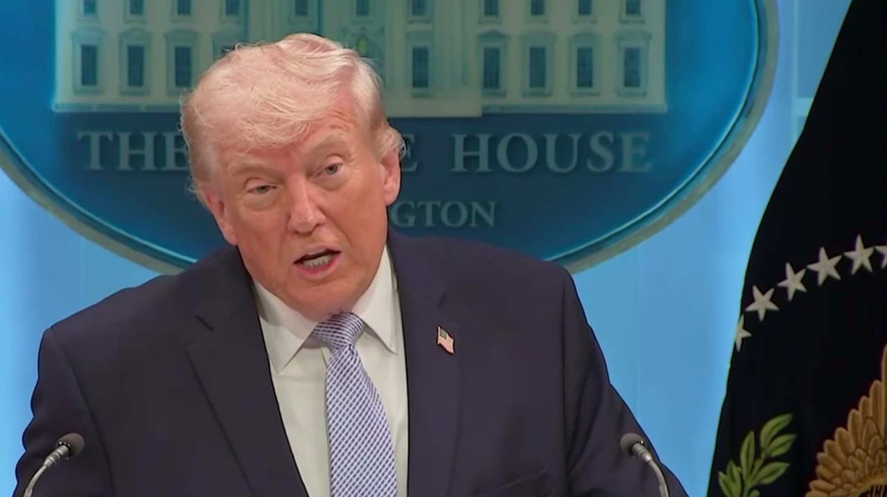 Donald Trump revela detalles del rescate "histórico" de dos militares en territorio de Irán