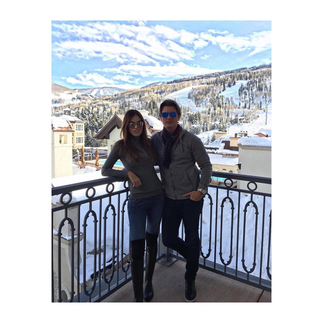 Una de sus grandes pasiones es viajar, donde conocen lugares y viven experiencias inolvidables.