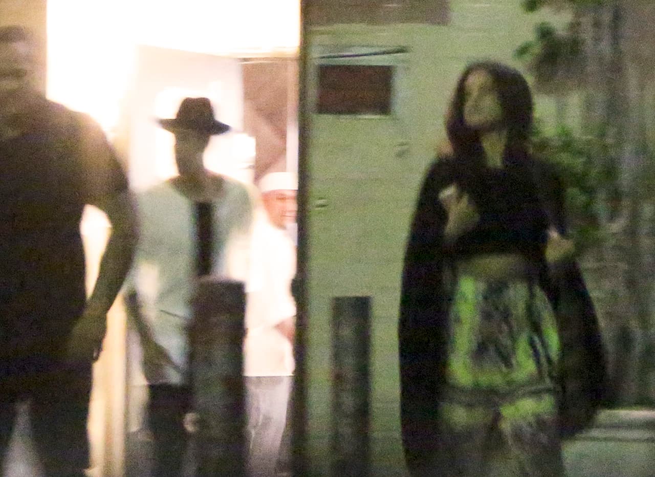 Ambos se dedicaron canciones y en el 2015 volvieron a tener una relación intermitente.