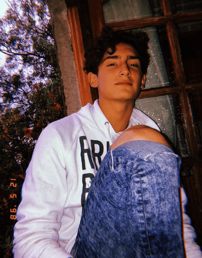 Emilio hizo su sueño realidad y ahora se dedica a la música.
<br>