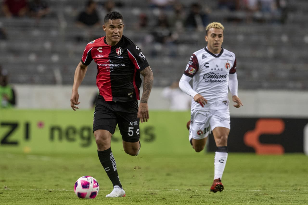 Mauro Manotas y Erick Castillo son los hombres que consiguen la victoria 0-2 de Tijuana sobre Atlas.