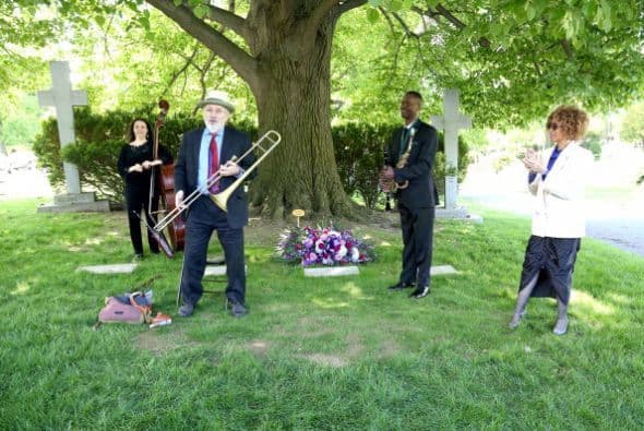 Una triste ceremonia en honor de Edward Kennedy, en Nueva York.