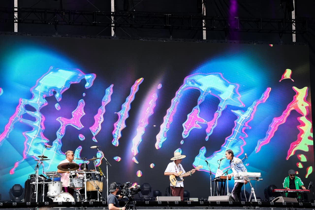 Artista: Como Las Movies