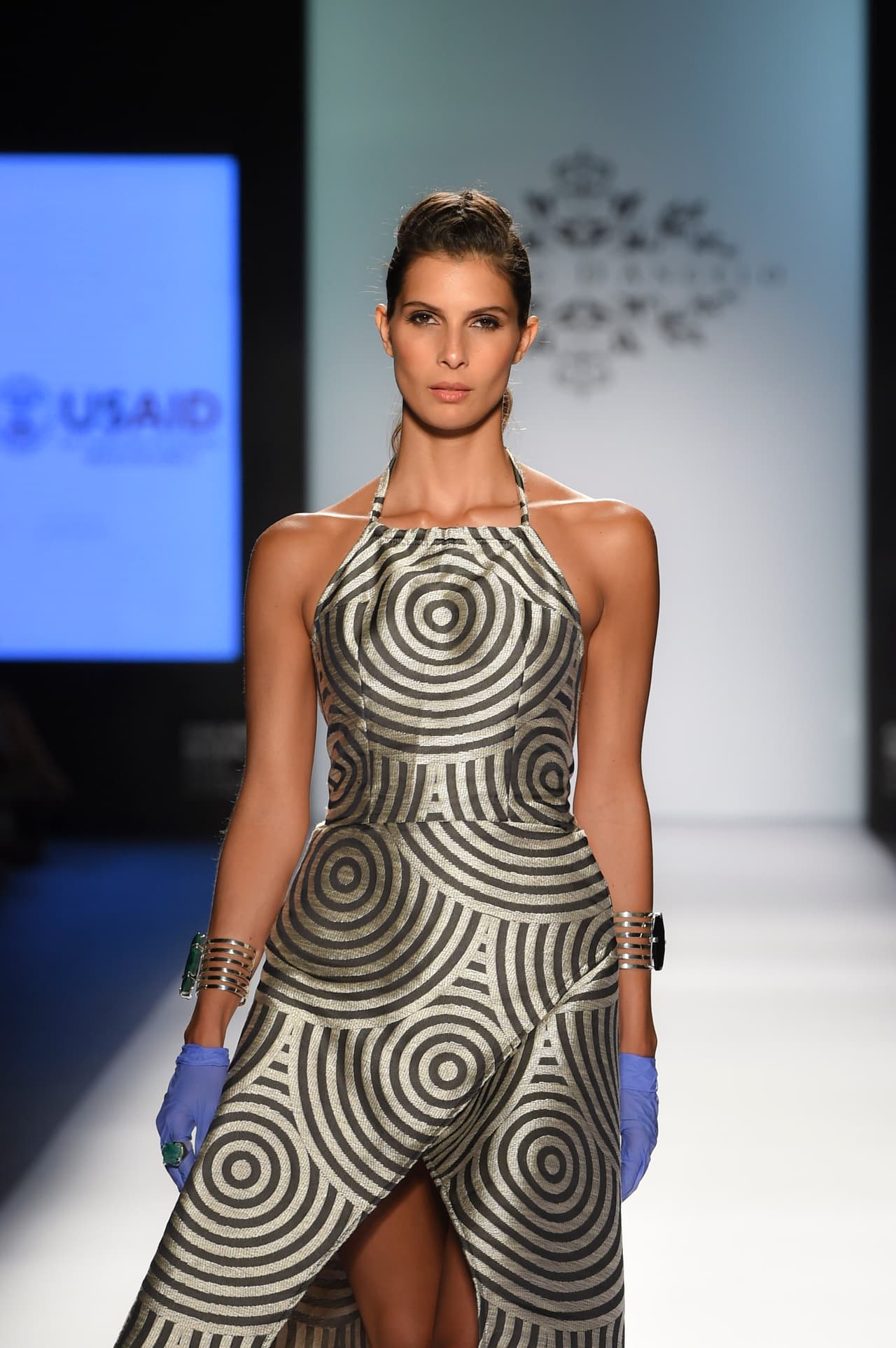 Las geometría propias de los gráficos de Palenque inspiraron algunas de las telas de la colección.