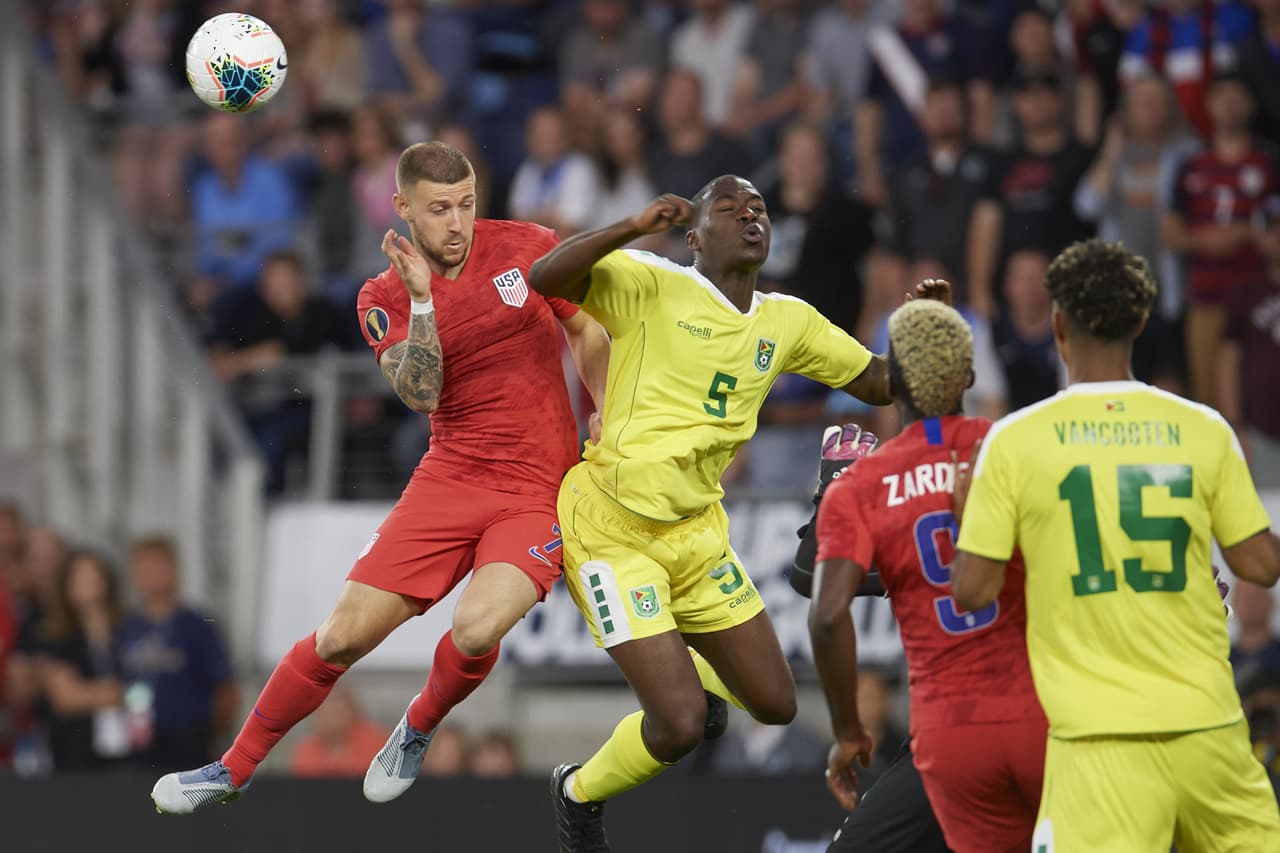 A pesar de que Estados Unidos era exageradamente dominador, no quitó el pie del acelerador en la recta final, pese a tener el partido ya resuelto en su favor.