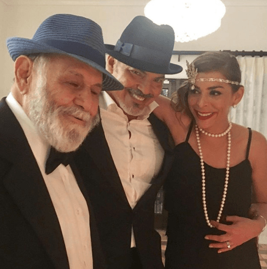 El motivo de celebración, festejar a sus dos primeros amores: su esposo Michael y su padre Claudio.