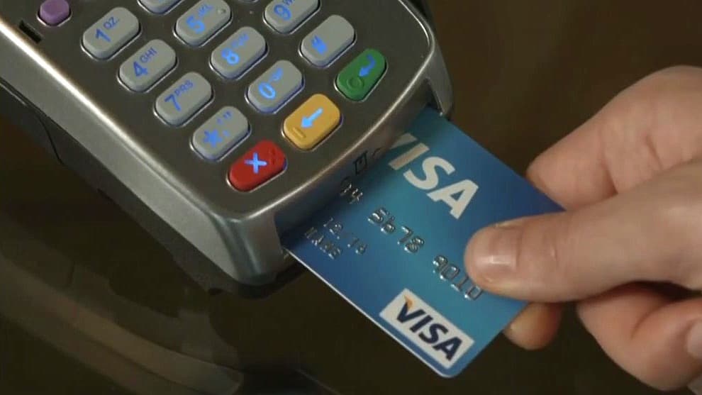 Reto Economía: Jóvenes en EEUU elevan su puntaje de crédito pero enfrentan mayores deudas