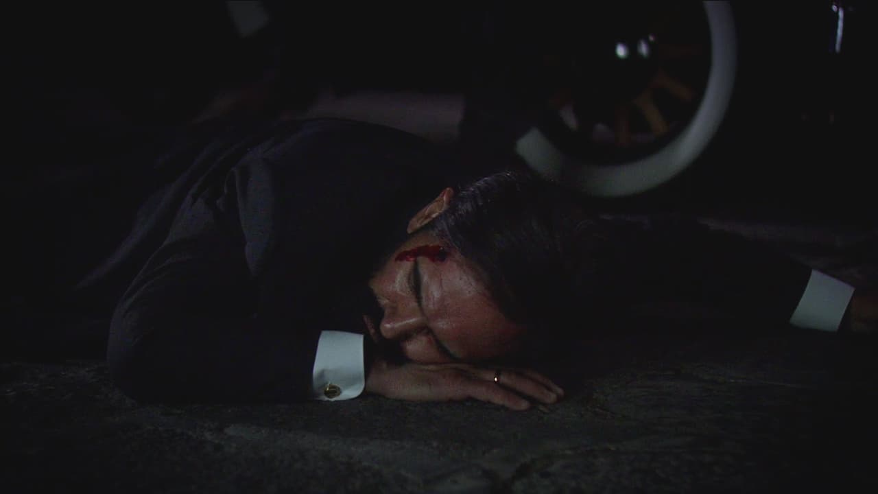 Madero es asesinado por la espalda de un tiro en la cabeza.