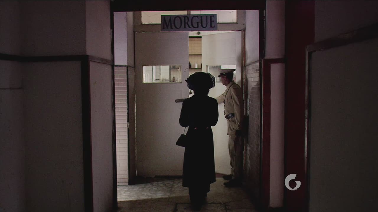 Sara, acude a la morge para despedirse de su marido.