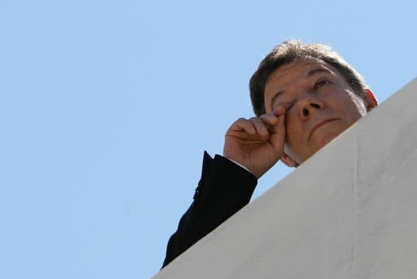 Según el sondeo, que consultó a mil personas mayores de 18 años en 38 ciudades del país entre el 30 de octubre y 3 de noviembre pasado, uno de los principales logros de Santos en estos cien días es el restablecimiento de las relaciones diplomáticas con Venezuela, que el 81 por ciento respalda.