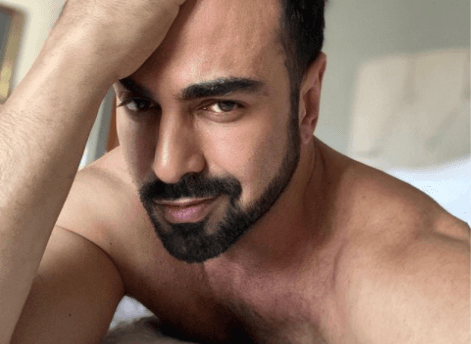 Ariel Miramontes ‘Albertano’ desata pasiones al posar sin camisa