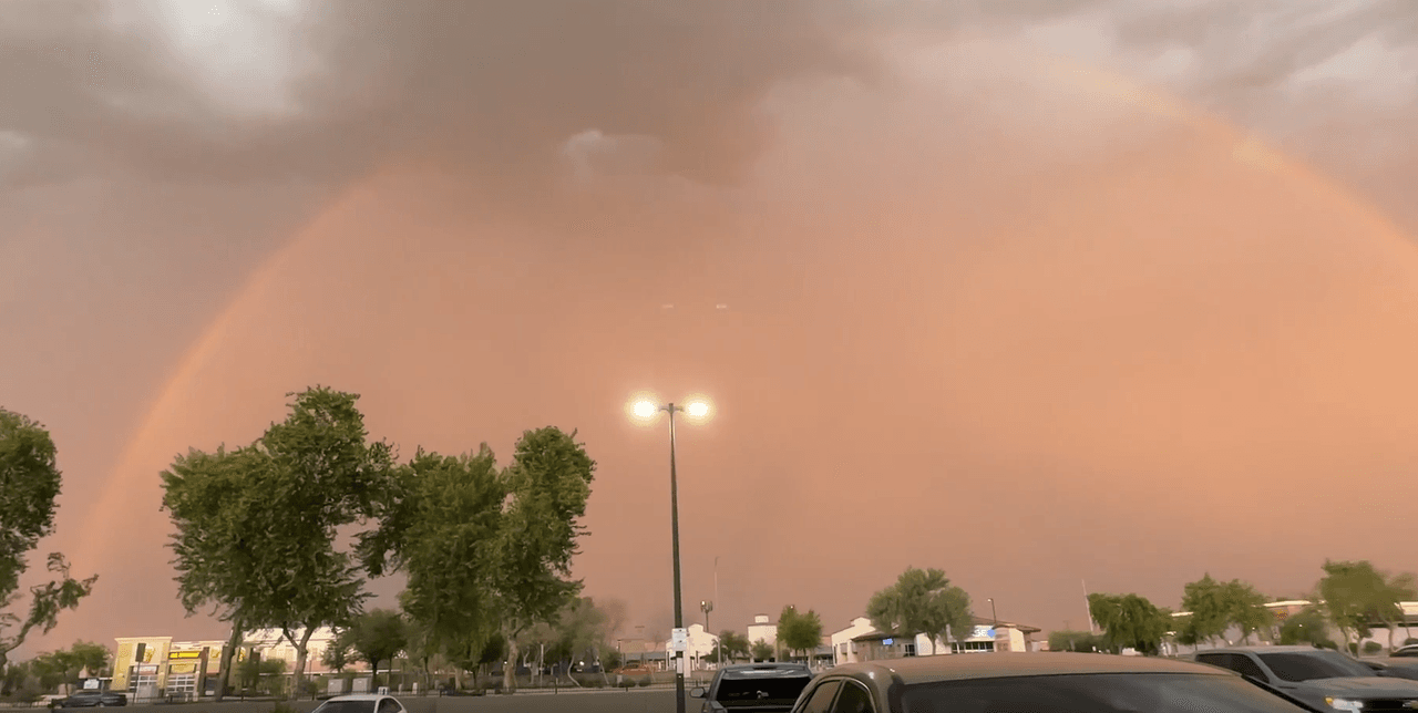 La de este año es, según los expertos, 
<b>la temporada de monzón número 11 entre las más secas</b>; terminará al cierre de septiembre. ¿Aún nos regalará coloridas postales como esta?