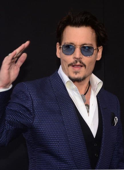 El auténtico y talentoso Johnny Depp le hace segunda.