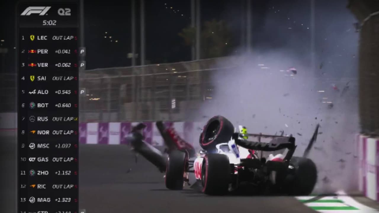 Mick Schumacher sufrió un accidente con su auto de la escudería Haas en la calificación del GP de Arabia Saudita