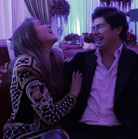 Aunque admitió sentir un gran amor por el unico hijo varón del expresidente, aclaró que no tienen romance, pues lo ve como parte de su familia: "Yo a mi hermano lo amo por sobre todas las cosas, y soy muy afortunada de tener un hermano como Alejandro".