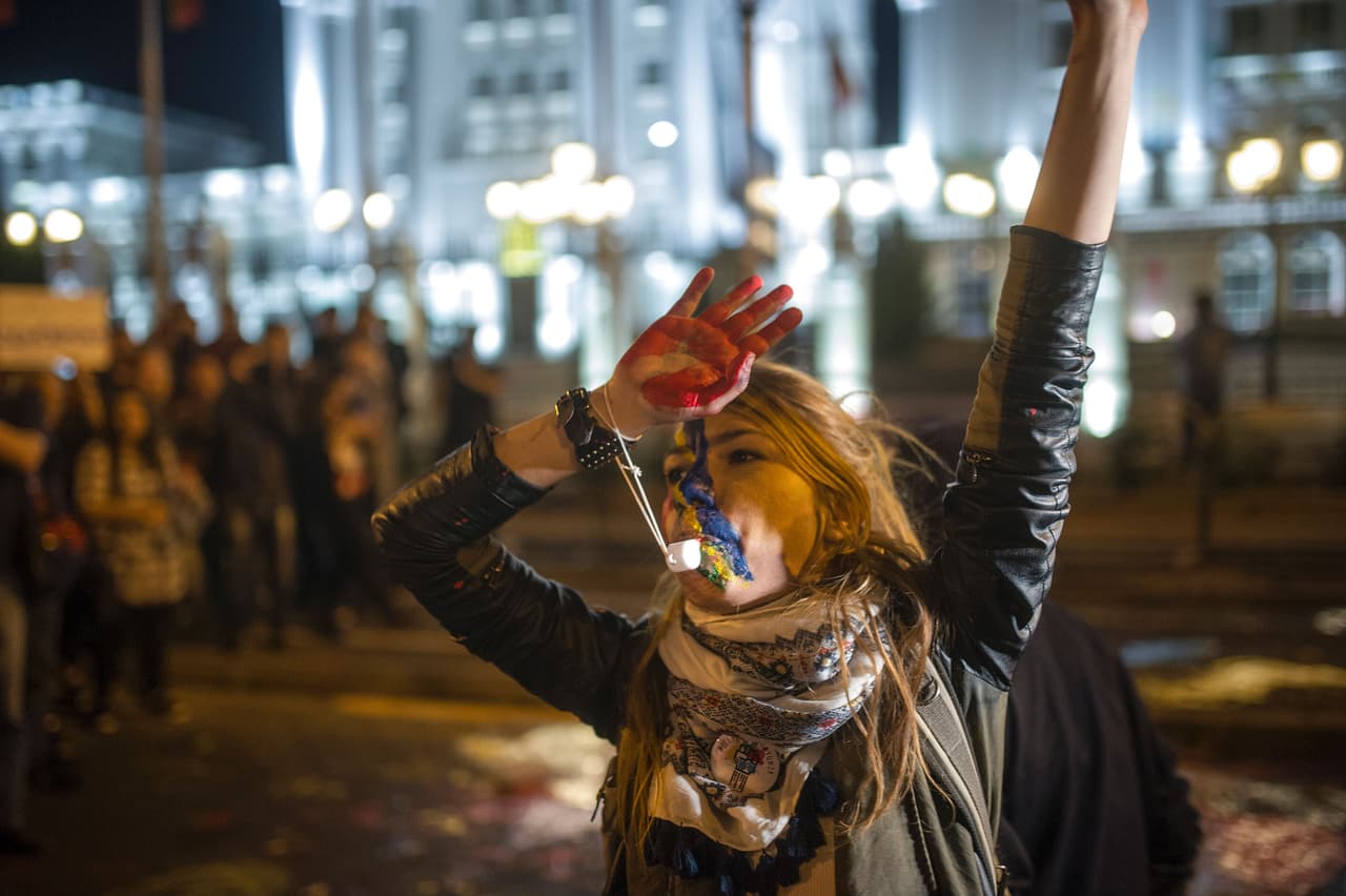 La ‘Revolución colorida’ de Macedonia usa la pintura como un arma