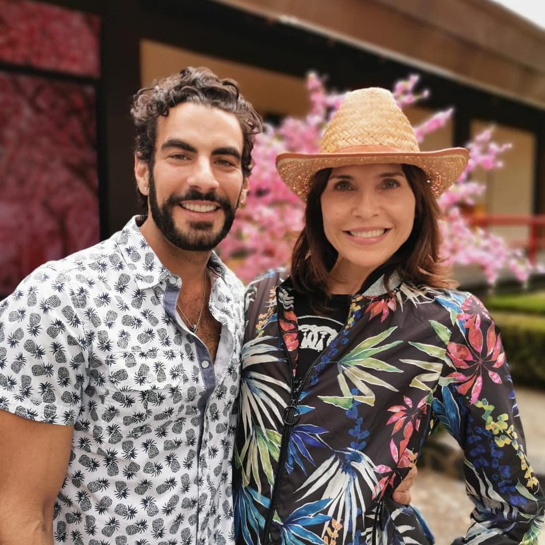 Ante el micrófono de 'Intrusos', resaltó que cuando su mundo se vino abajo tras el cáncer de seno, ella se encomendó aún más a Dios.